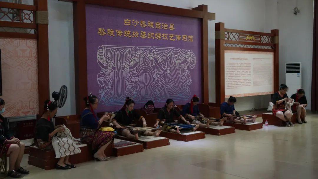 李辉卫最新,李辉卫的最新动态，探索未知领域的先锋，李辉卫，探索未知领域的先锋——最新动态揭秘