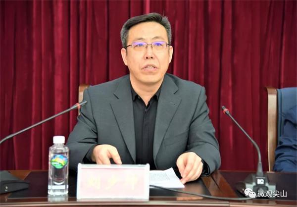 双鸭山最新领导变动,双鸭山最新领导变动的背后故事,双鸭山领导最新变动及其背后故事探究