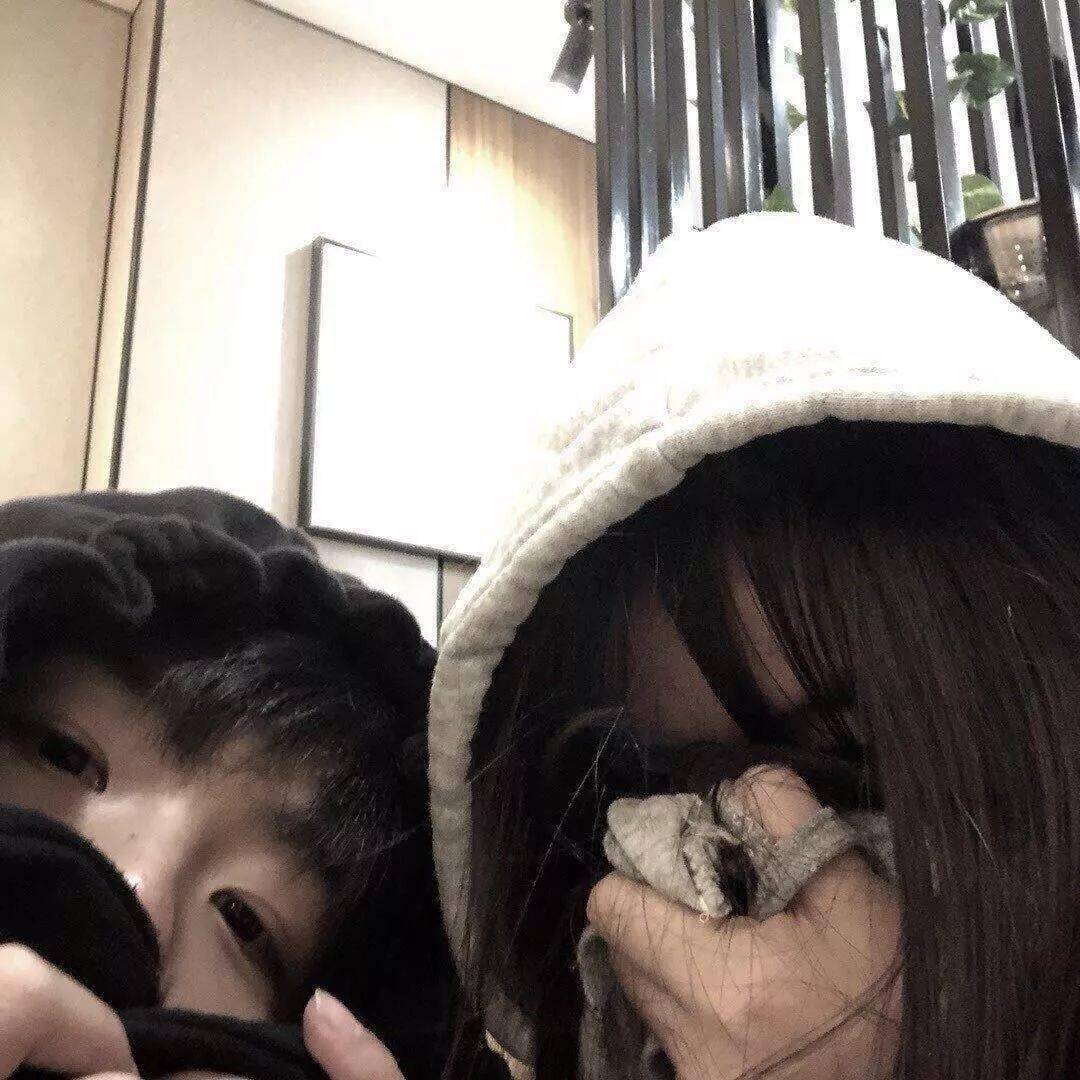 超火最新情头,超火最新情头，探索浪漫头像的世界，超火最新情侣头像大赏，浪漫世界的头像探索