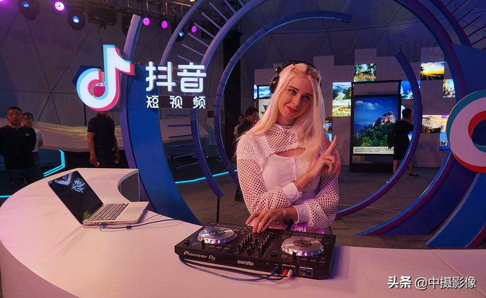 抖音西瓜视频最新,抖音西瓜视频最新趋势，探索短视频的魅力与未来展望，抖音西瓜视频最新趋势探索，短视频的魅力与未来展望