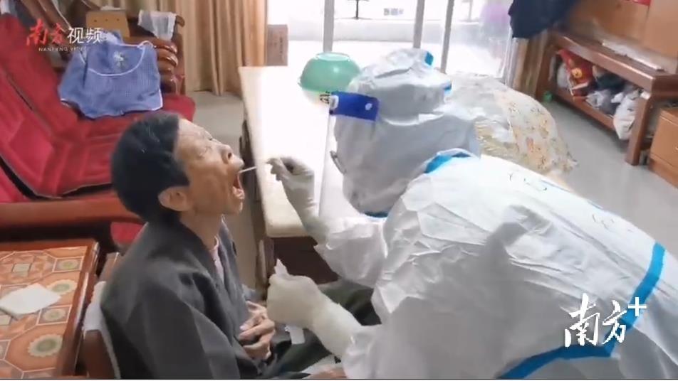 新疆核酸检测最新视频,新疆核酸检测最新视频，一线工作者的辛勤与民众的配合，新疆核酸检测一线工作者的辛勤与民众的配合，最新视频实录