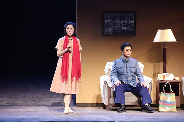 黄梅戏演员刘国平,黄梅戏之光——演员刘国平的舞台人生，黄梅戏之星，演员刘国平的舞台人生传奇