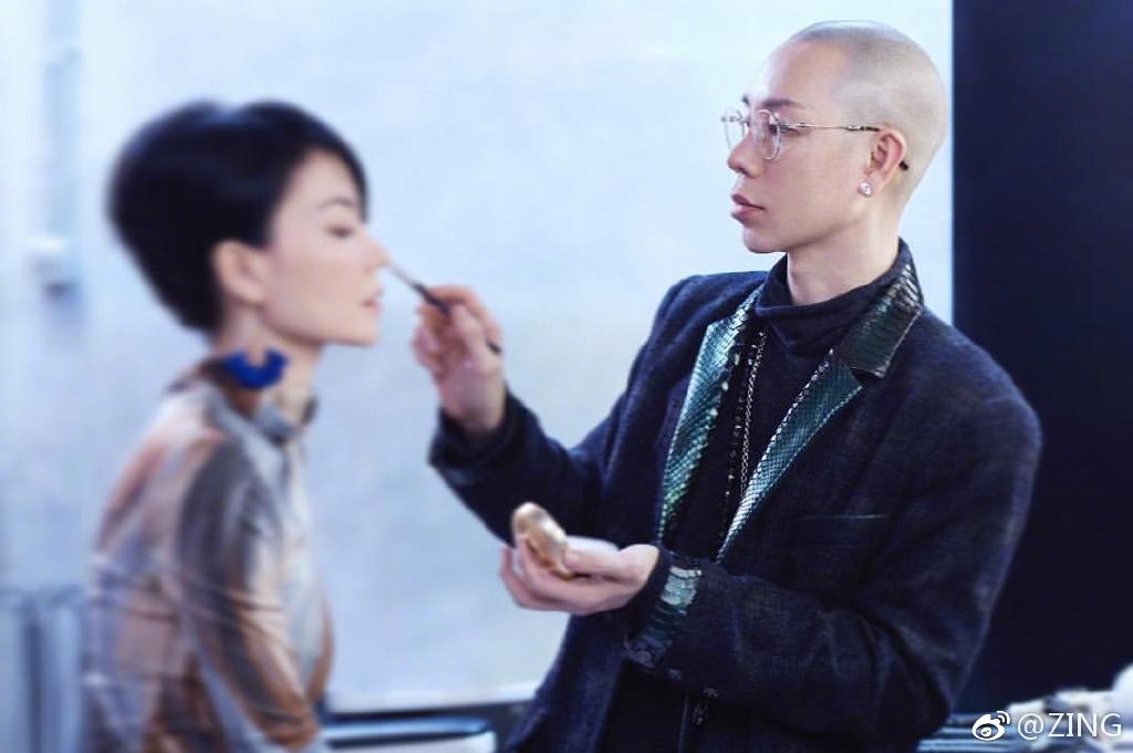给明星化妆的化妆师,给明星化妆的化妆师，揭秘背后的艺术与匠心，揭秘明星背后的化妆师艺术，专业匠心与妆容艺术之旅