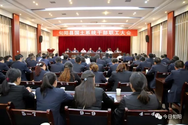 替换标题为，“大悟县委新成员领导班子”。,大悟县委新成员领导班子的崭新篇章，大悟县委新成员领导班子的全新篇章