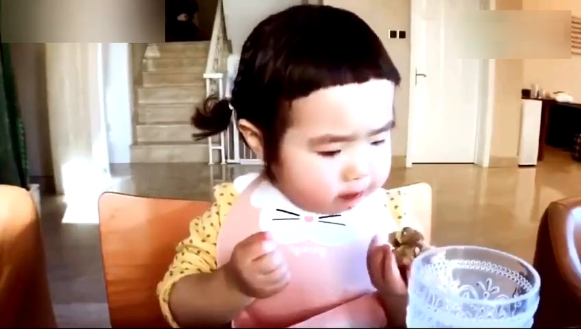 “小蛮用餐短视频”,小蛮的美食之旅，一场味蕾的盛宴短视频，小蛮的美食之旅，味蕾盛宴的短视频分享
