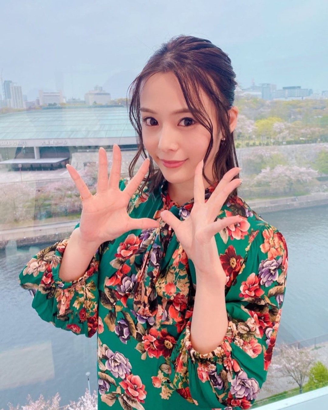 吉高宁宁最新,吉高宁宁的最新故事，追梦之旅与青春热血，吉高宁宁的追梦之旅，最新故事与青春热血